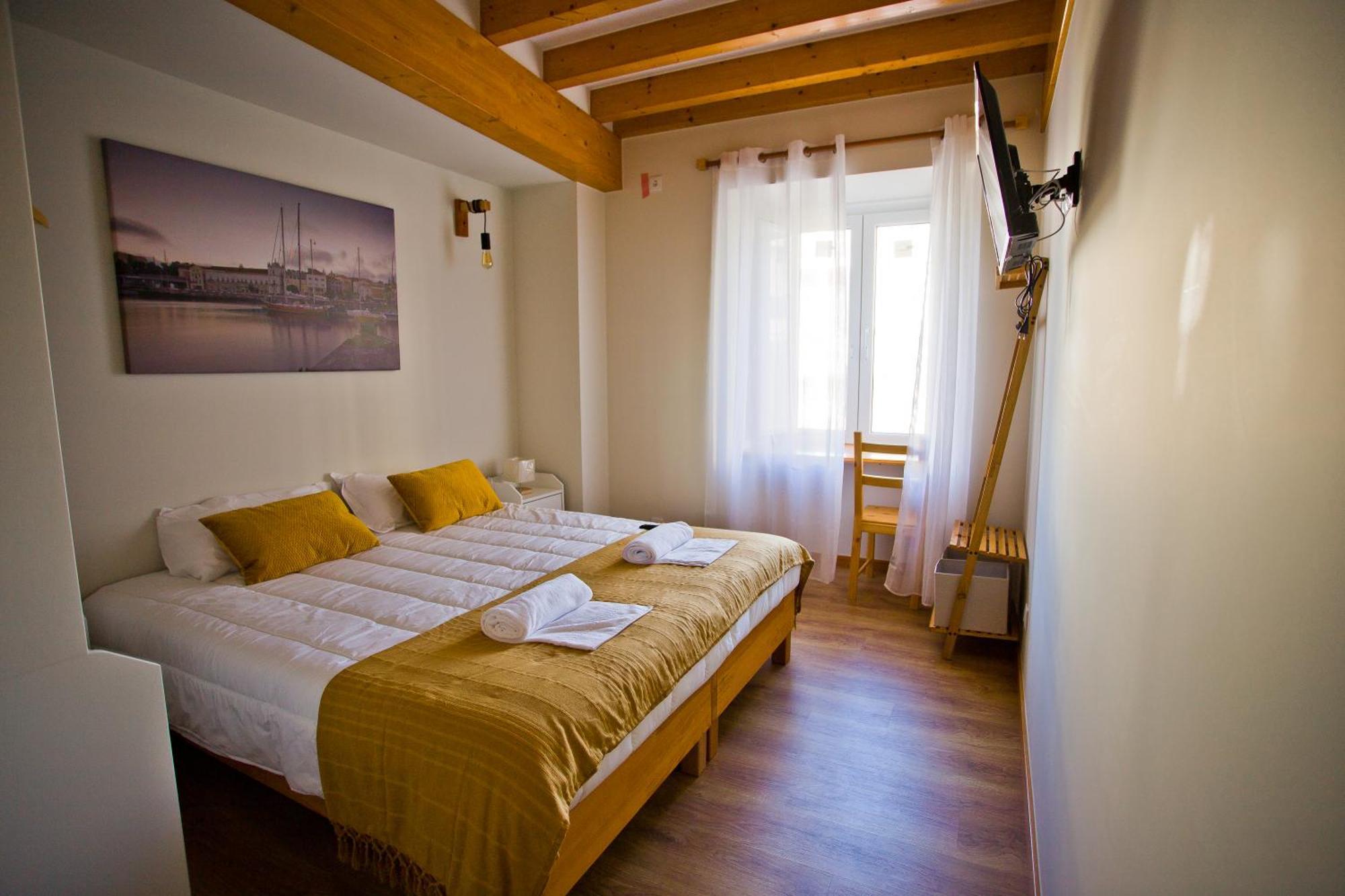 Guest House 10 De Agosto Figueira da Foz Eksteriør billede