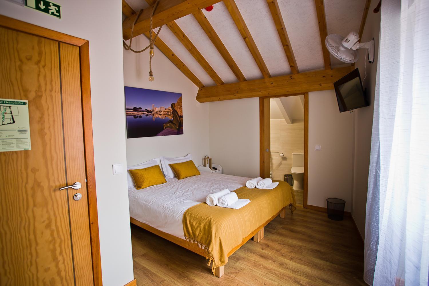 Guest House 10 De Agosto Figueira da Foz Eksteriør billede